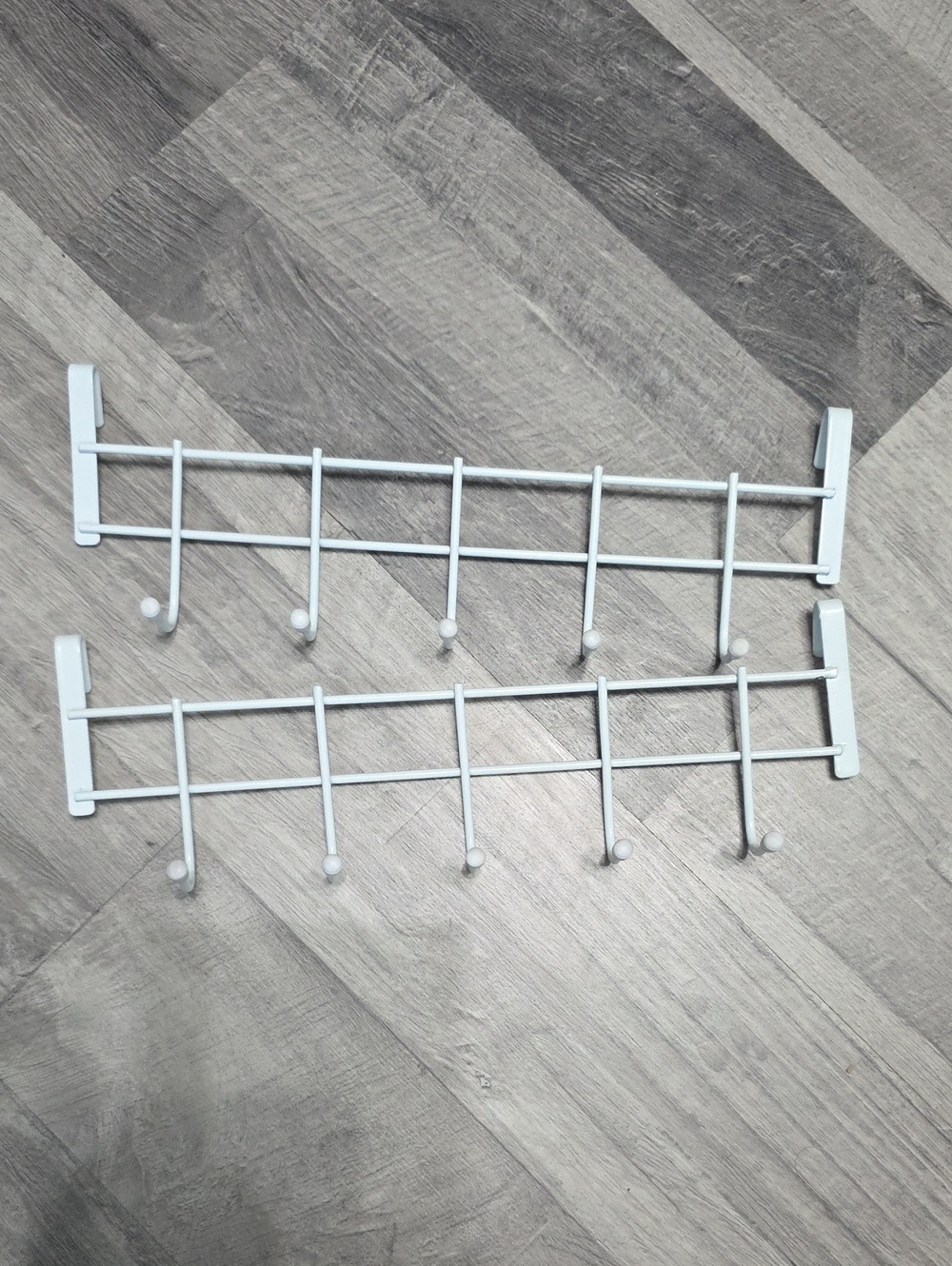 White Over The Door Hook Rack, 8 Hook Wall Organizer
